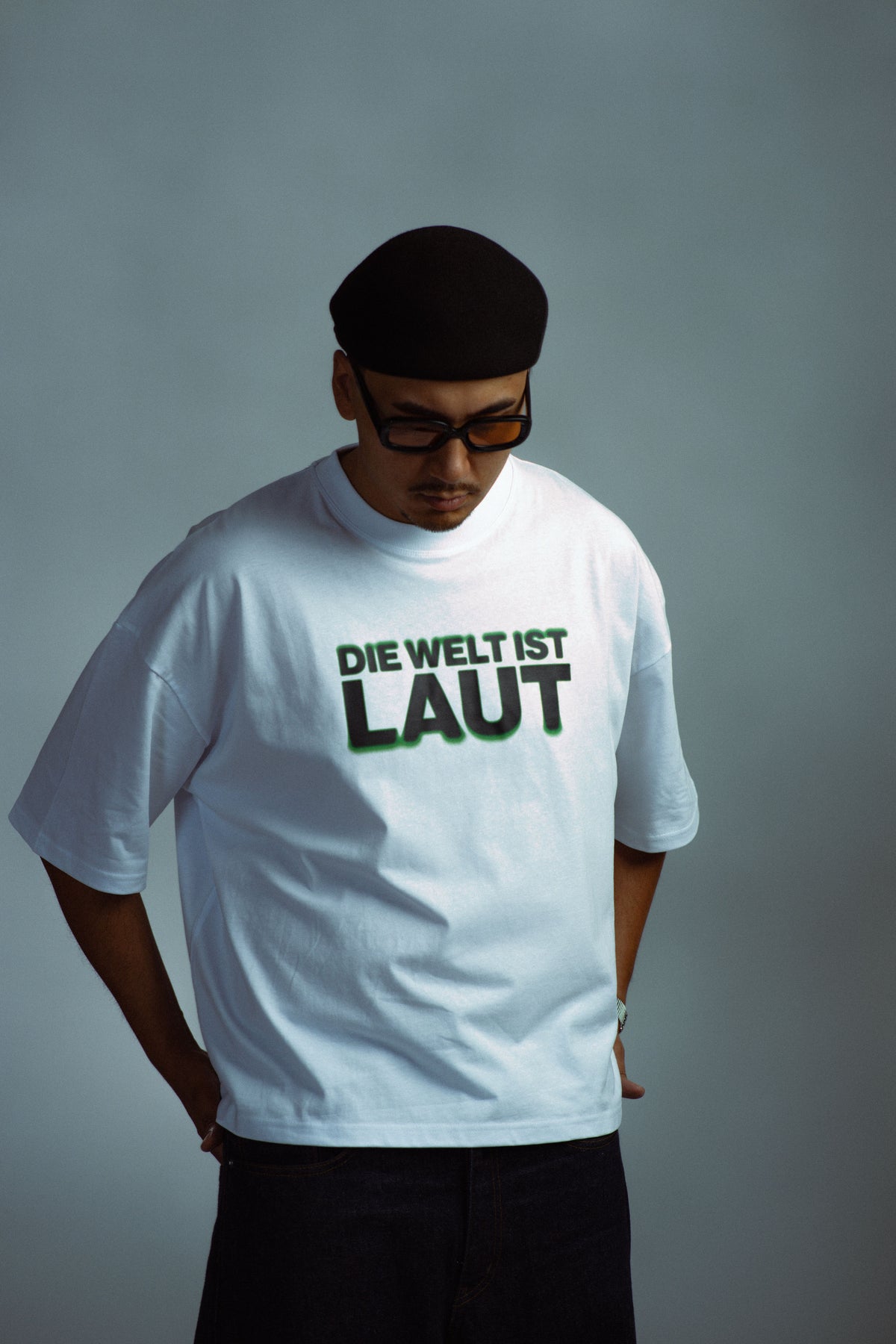 die welt ist LAUT