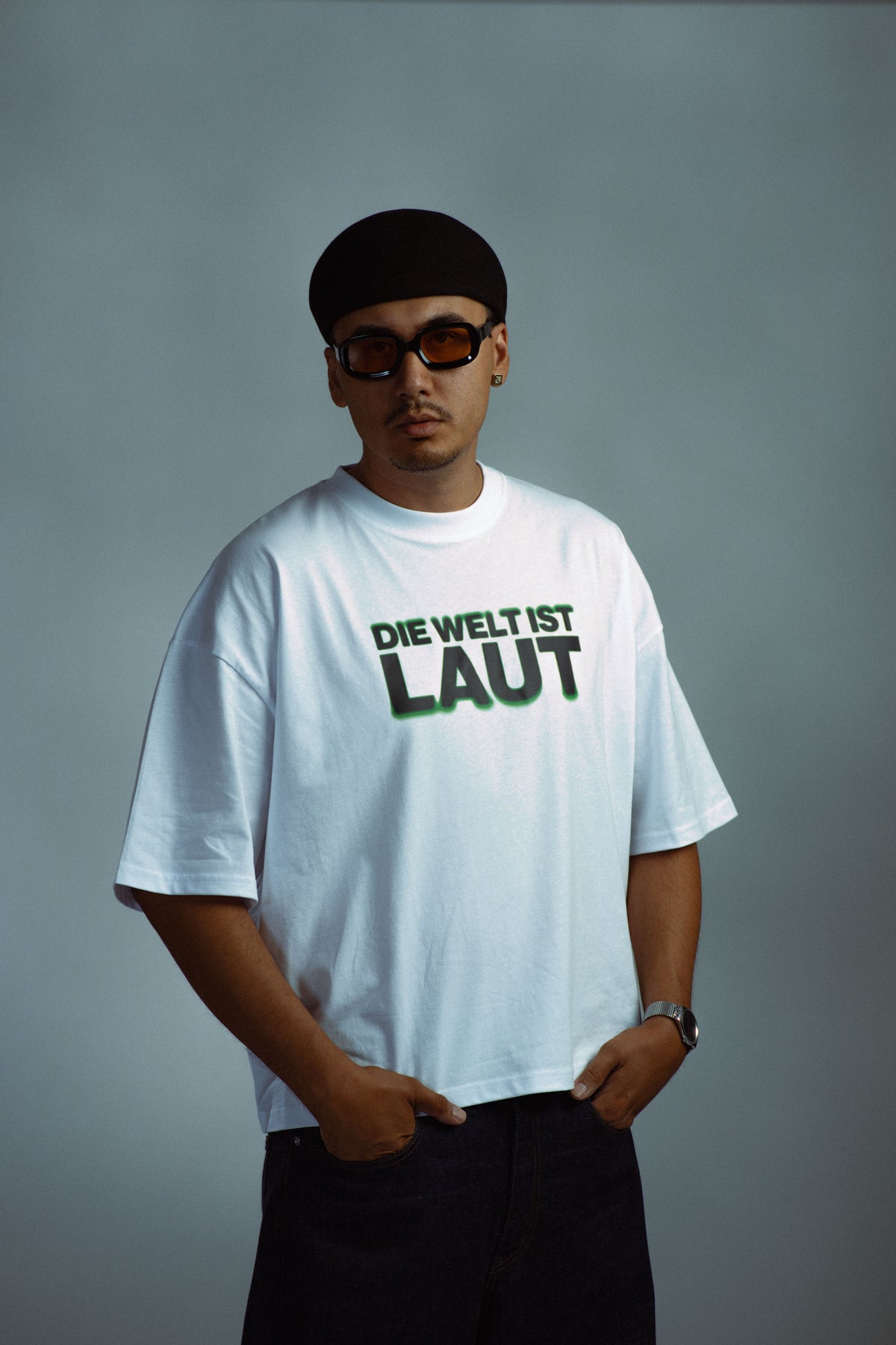 die welt ist LAUT