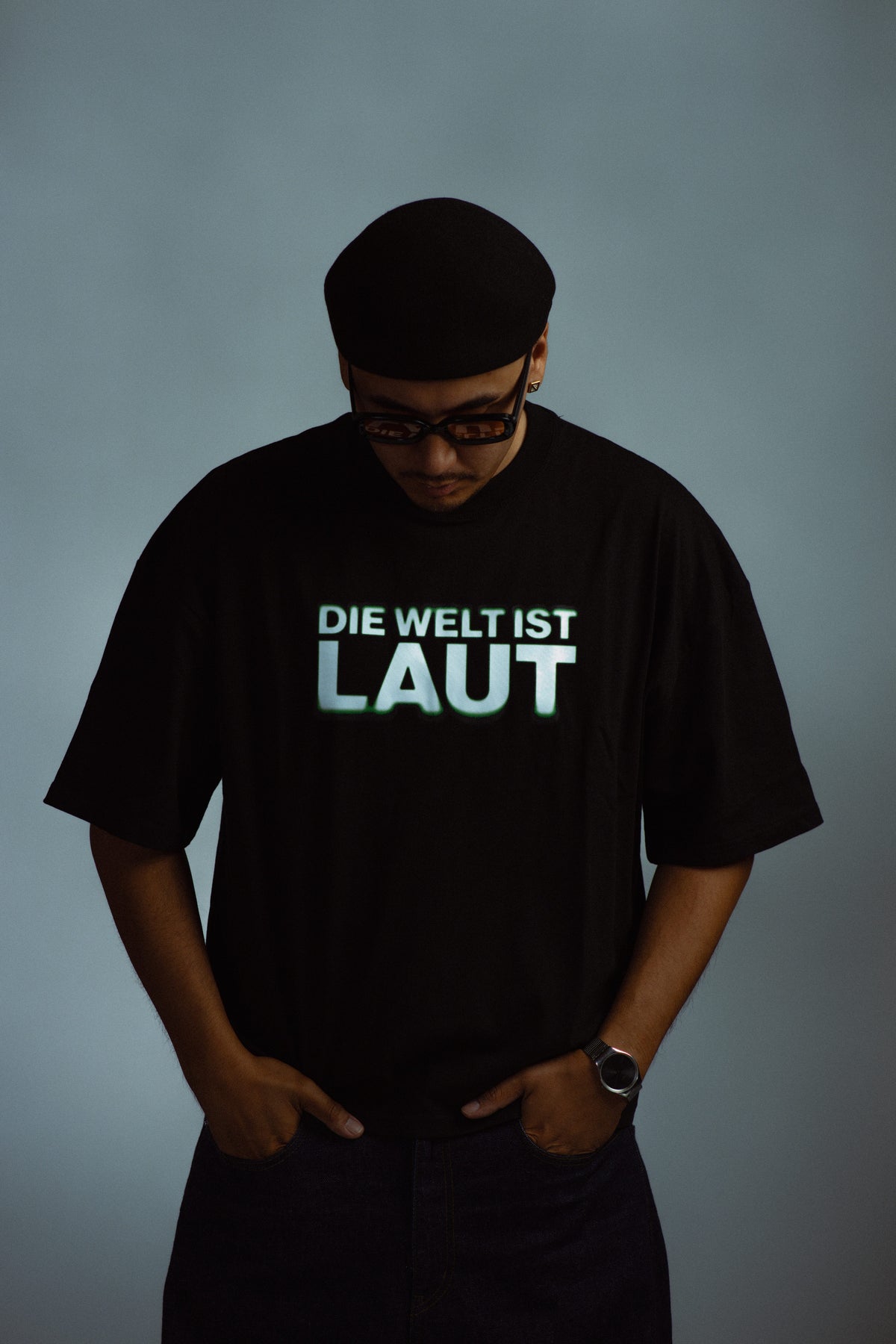 die welt ist LAUT
