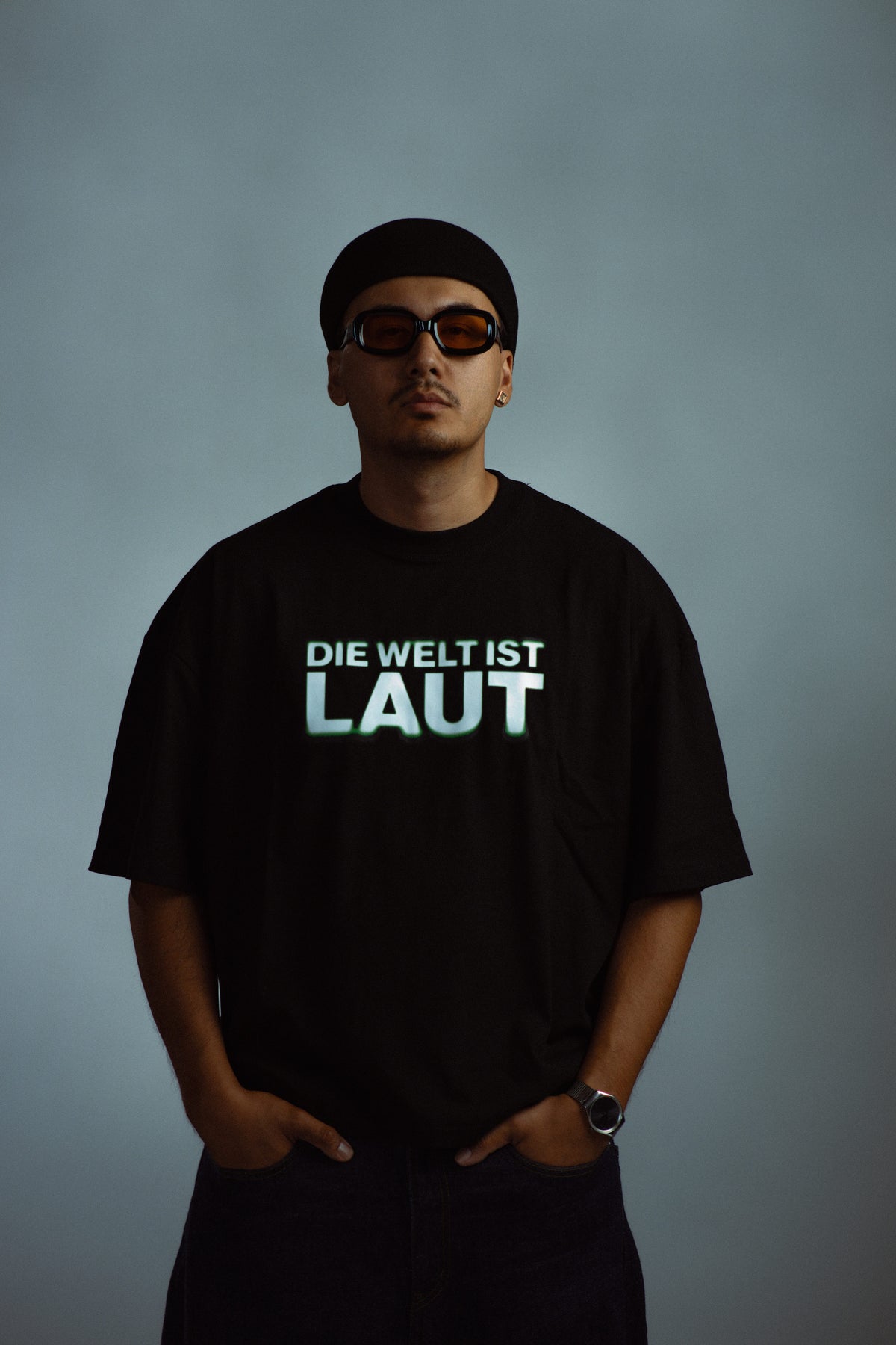 die welt ist LAUT