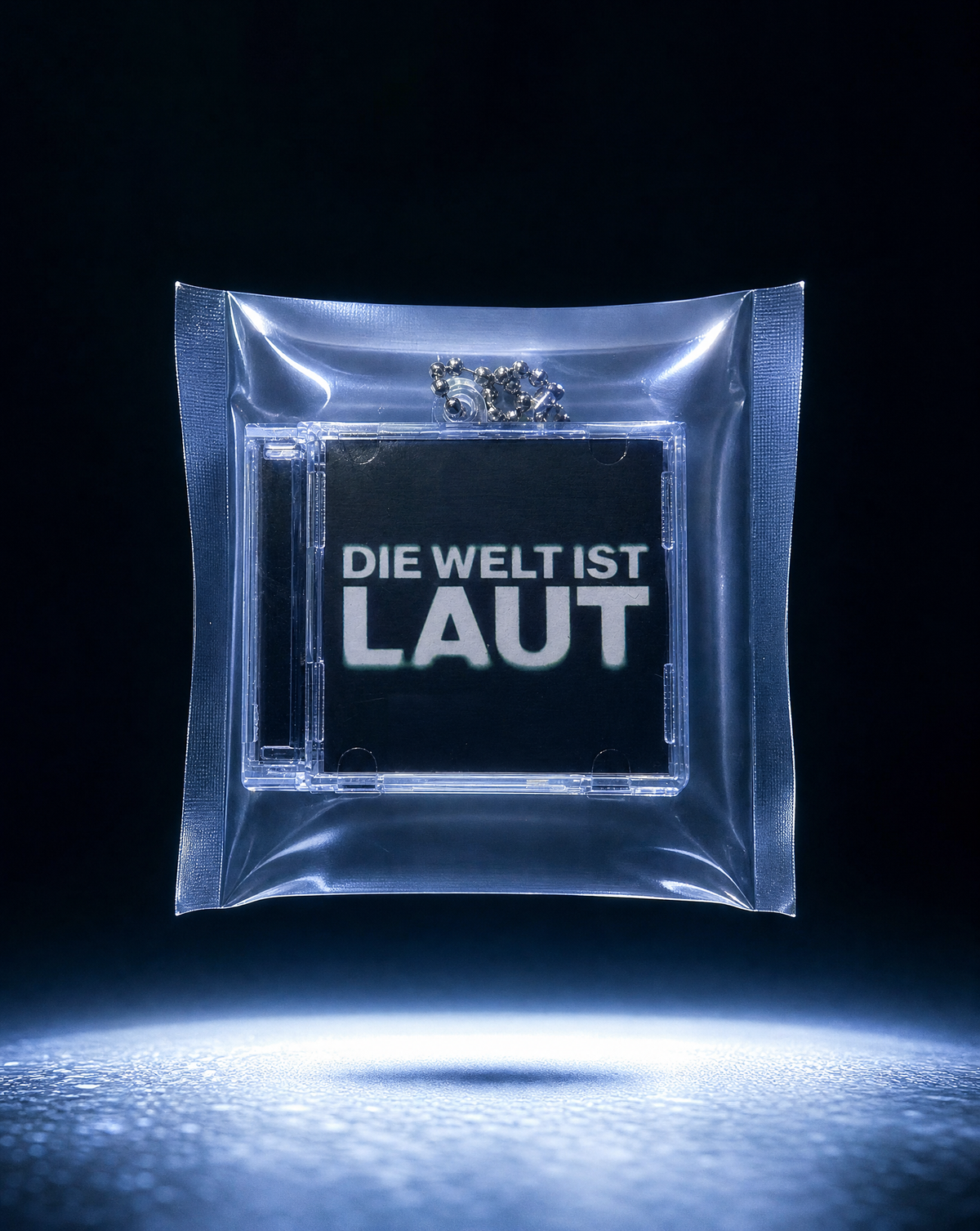 GEORGE YANG — DIE WELT IST LAUT NFC KEY CHAIN